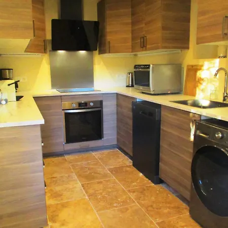 Des Lilas Appartement *