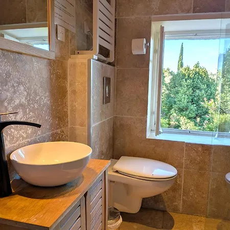 Des Lilas Appartement